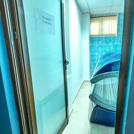 Wooden In Belvedere 公寓 *
